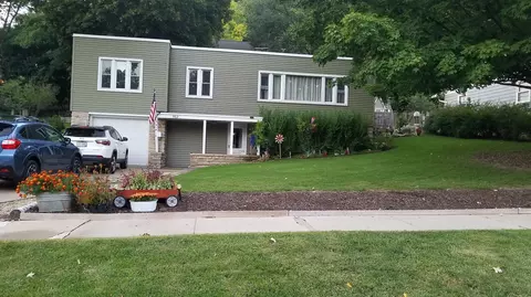 562 E Seminary St, Richland Center, WI 53581