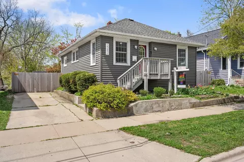 2242 E Johnson St, Madison, WI 53703