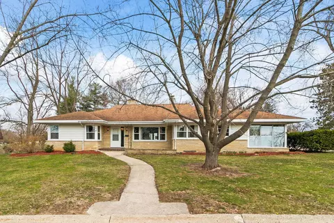 301 Summit St, Portage, WI 53901