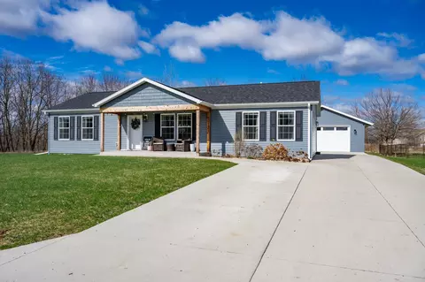121 Rabuck Rd, New Lisbon, WI 53950