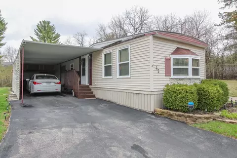 w9194 Ripley Road #45, Cambridge, WI 53523
