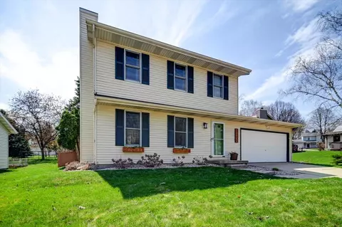 3126 Silverton Trl, Madison, WI 53719