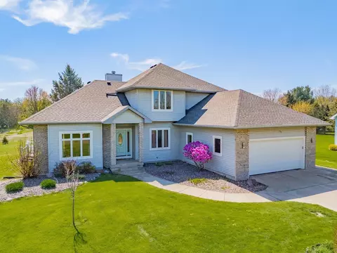 6338 Fox Run, Sun Prairie, WI 53590