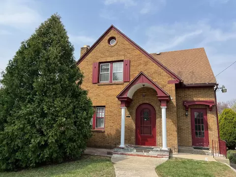 211 S Rockford Ave, Rockford, IL 61104