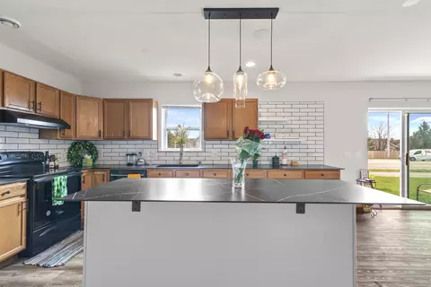 801 St Albert The Great Dr, Sun Prairie, WI 53590