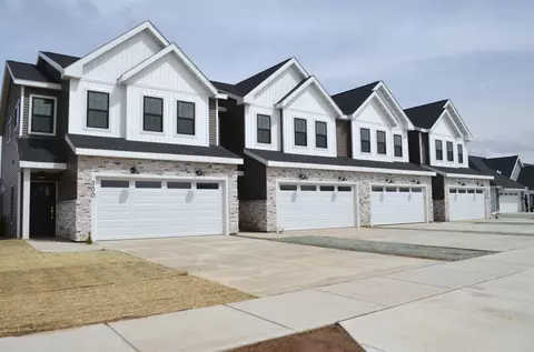300 Willow St, Pardeeville, WI 53954
