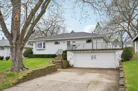 810 Jacobson Ave, Madison, WI 53714