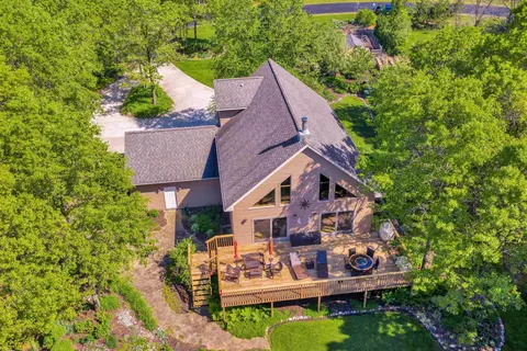 1370 Sawgrass Dr, Nekoosa, WI 54457