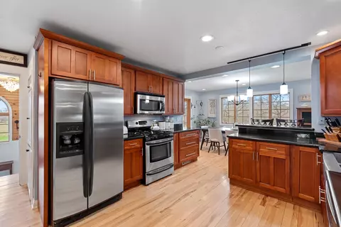 w11490 County Road G, Randolph, WI 53956