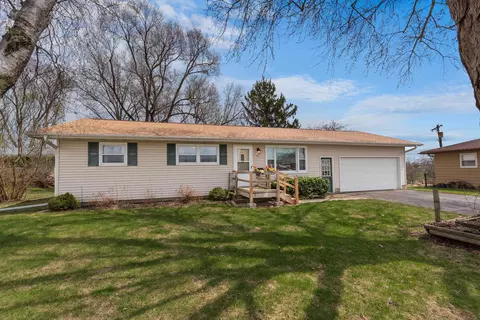 121 Warren St, Beaver Dam, WI 53916