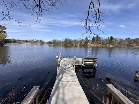w8398 Neenah Drive, Oxford, WI 53952