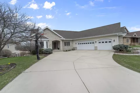 1430 Blue Ridge Trl, Waunakee, WI 53597
