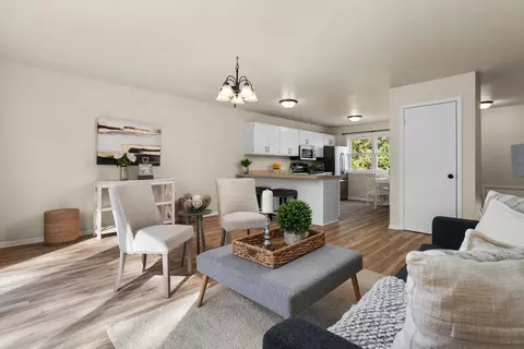 5785-5787 Williamsburg Way, Fitchburg, WI 53719