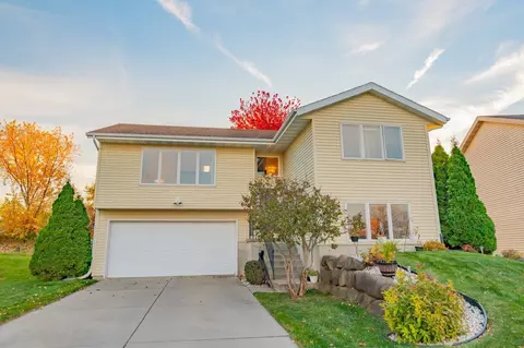6005 Roseberg Rd, Madison, WI 53719