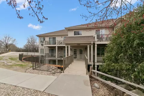 7203 Mid Town Rd #104, Madison, WI 53719