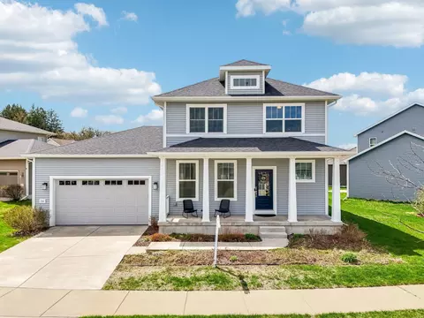 704 Cozy Nest Dr, Verona, WI 53593