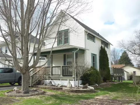 130 E Lincoln St, Waupun, WI 53963