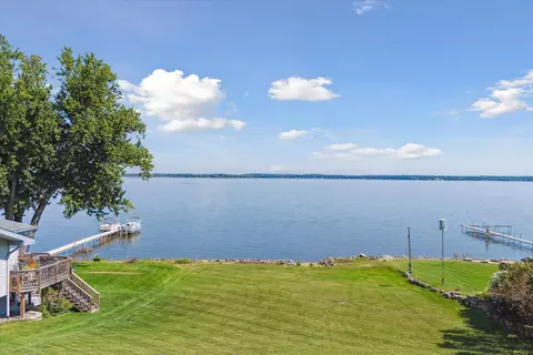 w8603 East Lake Drive, Fort Atkinson, WI 53538