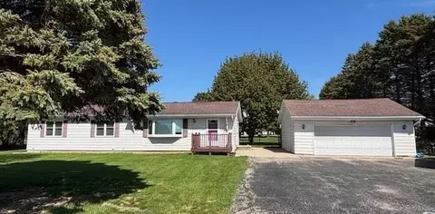 n5976 Forest Ridge Road, Green Lake, WI 54941