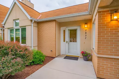 7837 Courtyard Dr, Madison, WI 53719