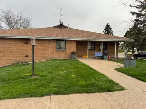 306 S Wilson St, Cobb, WI 53526