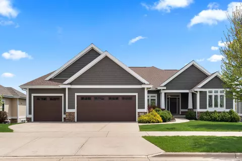 1110 Water Wheel Dr, Waunakee, WI 53597