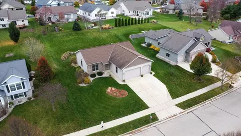 6680 Windsor Ridge Ln, Windsor, WI 53598