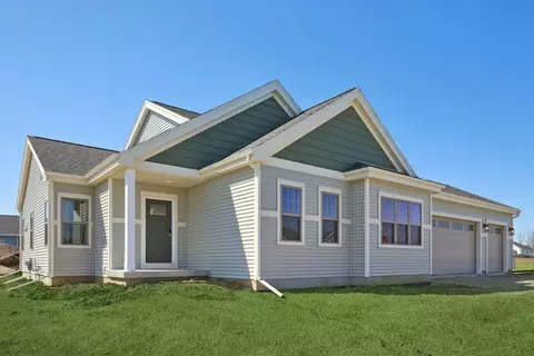 6682 Warner Farm Dr, Windsor, WI 53598
