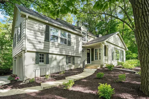 3549 Lake Mendota Dr, Madison, WI 53705