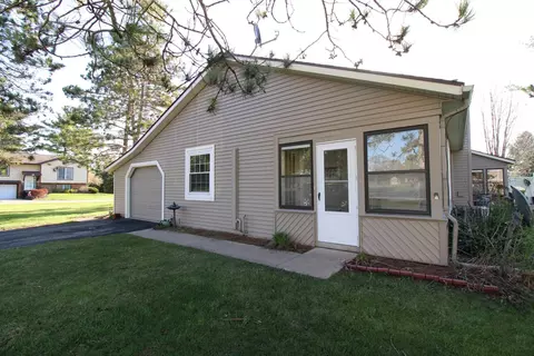 600 Saddle Rdg, Portage, WI 53901