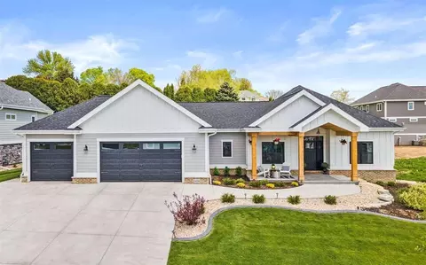 2404 Kilarney Way, Waunakee, WI 53597