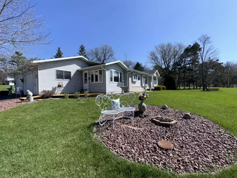 34103 Putnam St, Muscoda, WI 53573