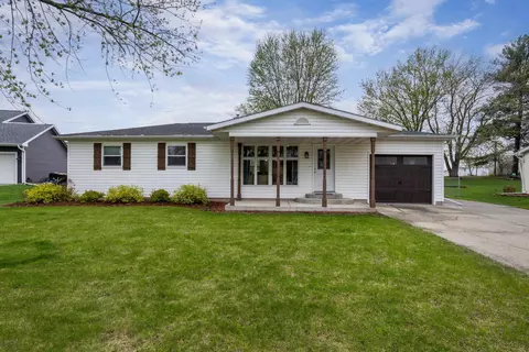 10535 N Oakway Ln, Edgerton, WI 53534