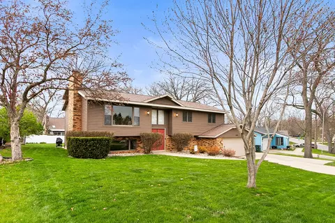 449 Winnebago Ave, Portage, WI 53901