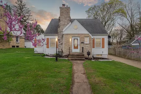 611 Pearl St, Edgerton, WI 53534