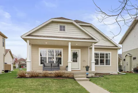 6939 Country Ln, Madison, WI 53719