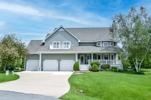 7482 Pucoon Cir, Middleton, WI 53562