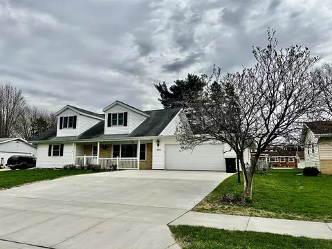 509 Walnut St, Beaver Dam, WI 53916