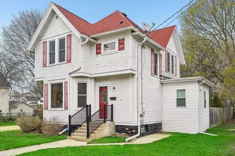 421 S Academy St, Stoughton, WI 53589