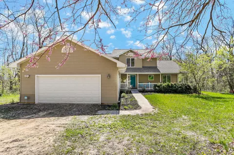 w825 Elmer Road, Brooklyn, WI 53521