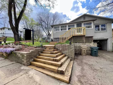 1820 Fisher St, Madison, WI 53713