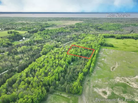 2895 S Hanson Rd, South Range, WI 54874