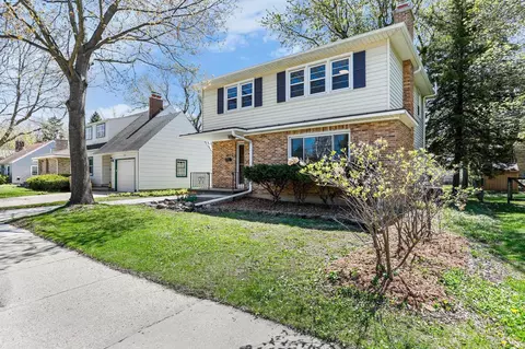 4117 Mineral Point Rd, Madison, WI 53705