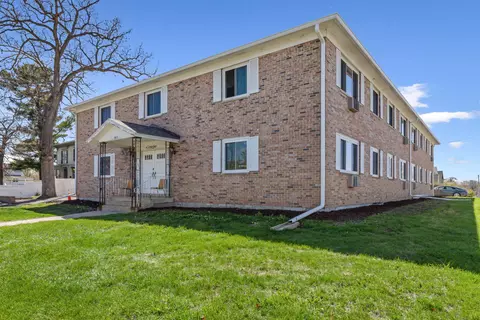 905 Oak Ave, Tomah, WI 54660