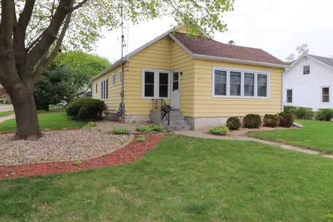 1123 N Washington St, Janesville, WI 53548