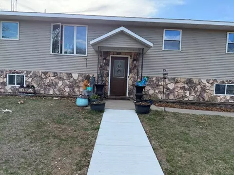 1439 11th Ave, Friendship, WI 53934