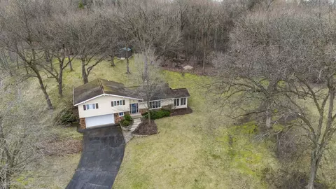 n7389 Hillendale Parkway, Beaver Dam, WI 53916