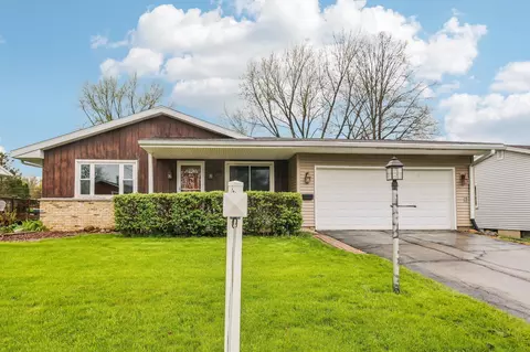 4610 Armistice Ln, Madison, WI 53704