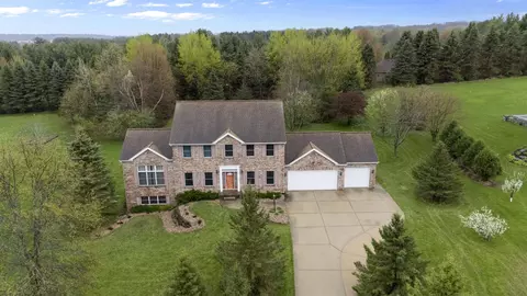 7531 Fallen Oak Dr, Verona, WI 53593
