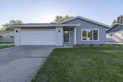 2016 S Grant Ave, Janesville, WI 53546